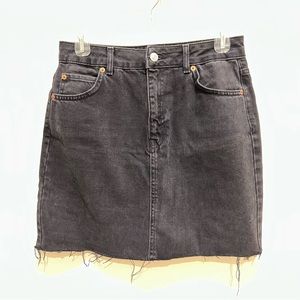 🐜Topshop black denim skirt🐜